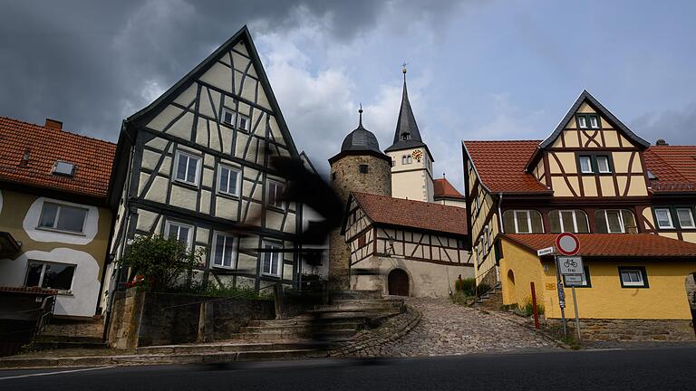 Der Ortskern von Nordheim wirkt wie aus einem anderen Jahrhundert. Viel Fachwerk, viel historische Bausubstanz. Der Weg hoch zur Kirche lohnt sich, allein wegen dem Ausblick. Der Ortskern von Nordheim wirkt wie aus einem anderen Jahrhundert. Viel Fachwerk, viel historische Bausubstanz. Der Weg hoch zur Kirche lohnt sich, allein wegen dem Ausblick.