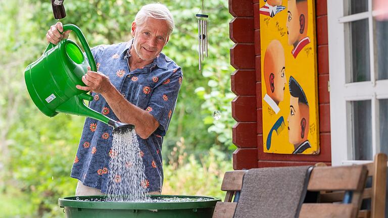 &nbsp;Matthias Hampl speichert Regenwasser auf seinem Grundstück im Würzburger Stadtteil Lengfeld.&nbsp;