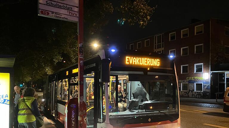 Blindgänger im Schanzenviertel gefunden - Evakuierung       -  Anwohner mussten die Sperrzone verlassen.