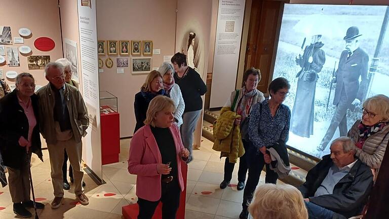 Der Arbeitskreis für Schule, Bildung und Sport der CSU (AKS) besuchte die Sonderausstellung „Kaiserlich & inkognito – Sisi in Bad Kissingen“.       -  Der Arbeitskreis für Schule, Bildung und Sport der CSU (AKS) besuchte die Sonderausstellung „Kaiserlich & inkognito – Sisi in Bad Kissingen“.