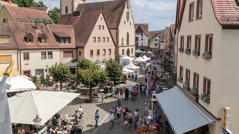 Nach dem großen Erfolg 2022 feierte Gemünden vergangenes Jahr zum zweiten Mal sein Kirchweih- und Heimatfest als Stadtfest in der Altstadt.