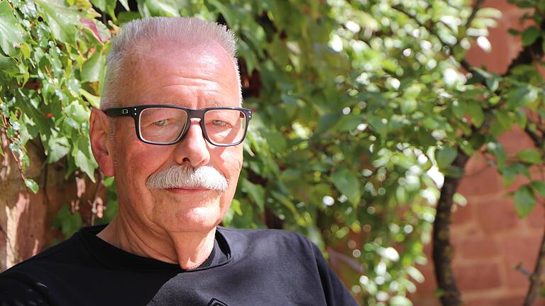 Eckbert Pott, 76 Jahre alt. Eckbert Pott, 76 Jahre alt.