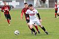 Dank einer kämpferisch starken Vorstellung und dem Torriecher von Daniel Hümmer (hinten, im Zweikampf mit dem Zeiler Marco Swatschek) sichert sich der FC Neubrunn beim FC Zeil einen Zähler.