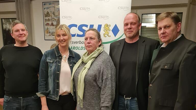 Das neue Führungsteam der CSU Maroldsweisach (von links): Christian Vogel, Ortsvorsitzende Heidi Müller-Gärtner, Schriftführerin Sabine Krämer, Dieter Hepp und Rupert Fichtner.