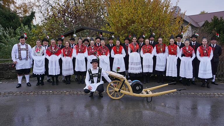 Kirchweih in Haselbach. Mit 3G-Plus konnte in diesem Jahr die traditionelle Martini-Kirchweih gefeiert.