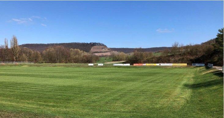 Tiefergelegt: der Sportplatz des SV-DJK Oberschwarzach.