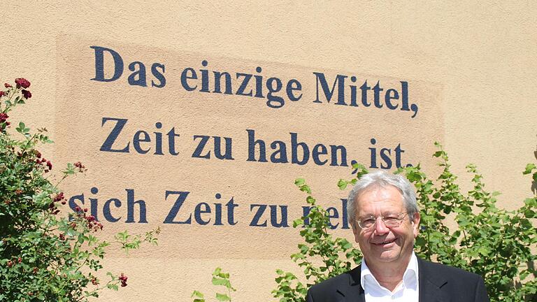 Michael Hügel wurde in den Ruhestand verabschiedet. Foto: H. Ruppert - Michael Hügel wurde in den Ruhestand verabschiedet. Foto: H. Ruppert Michael Hügel wurde in den Ruhestand verabschiedet. Foto: H. Ruppert - Michael Hügel wurde in den Ruhestand verabschiedet. Foto: H. Ruppert