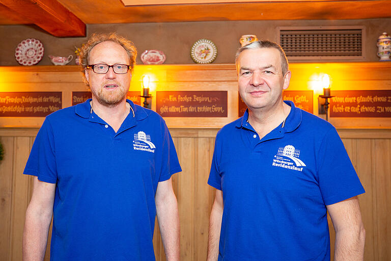 Die Organisatoren des Würzburger Residenzlaufs: Links Jens Röder, Leiter des Fachbereichssport der Stadt Würzburg, mit Richard Peter, Organisationsleiter des Residenzlaufs. Die Organisatoren des Würzburger Residenzlaufs: Links Jens Röder, Leiter des Fachbereichssport der Stadt Würzburg, mit Richard Peter, Organisationsleiter des Residenzlaufs.