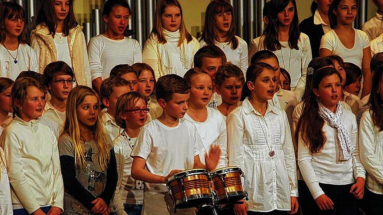 Frühling im Ohr: Die Schüler des Celtis-Gymnasiums haben ihr Publikum diese Woche mit zwei Frühlingskonzerten begeistert.