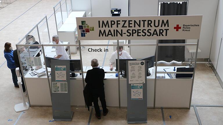 Im Impfzentrum Lohr wird in den nächsten Wochen der Schwerpunkt auf Zweitimpfungen liegen.&nbsp;