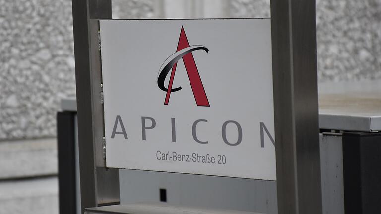 'Apicon' in der Carl-Benz-Straße.&nbsp;API steht für „application programming interface“ (Anwendungsprogrammierschnittstelle). CON für „connector“ (=Bindeglied)