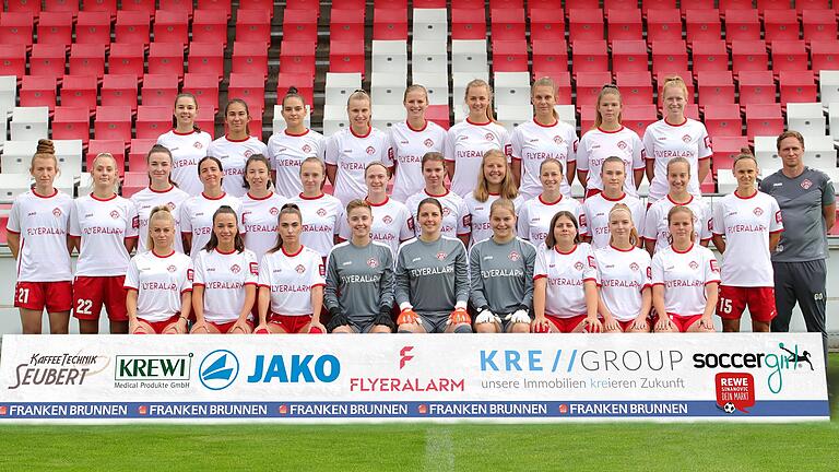 In der Saison 2023/24 treten die Frauen der Würzburger Kickers wieder in der Fußball-Regionalliga Süd an. Als Bayernliga-Meister kehrten sie nach nur einem Jahr in die dritthöchste Spielklasse zurück. In der Saison 2023/24 treten die Frauen der Würzburger Kickers wieder in der Fußball-Regionalliga Süd an. Als Bayernliga-Meister kehrten sie nach nur einem Jahr in die dritthöchste Spielklasse zurück.