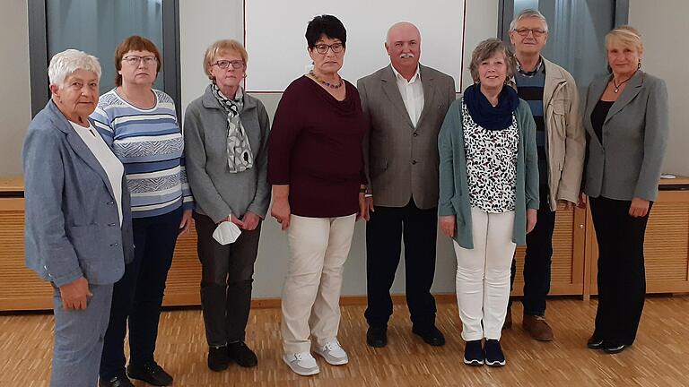 Die neue Vorstandschaft des VdK OV Sinngrund mit Kreisvorsitzender Aurica Gruber (rechts).&nbsp;