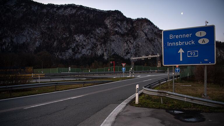 Brenner.jpeg       -  Schon jetzt ist die Brenner-Route oft überlastet. Doch ab 2025 könnte eine wichtige Brücke einspurig werden.