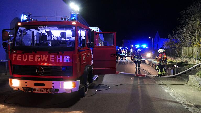 Die Ortsdurchfahrt von Unterschwappach war stundenlang für den gesamten Verkehr gesperrt. Die Ortsdurchfahrt von Unterschwappach war stundenlang für den gesamten Verkehr gesperrt.