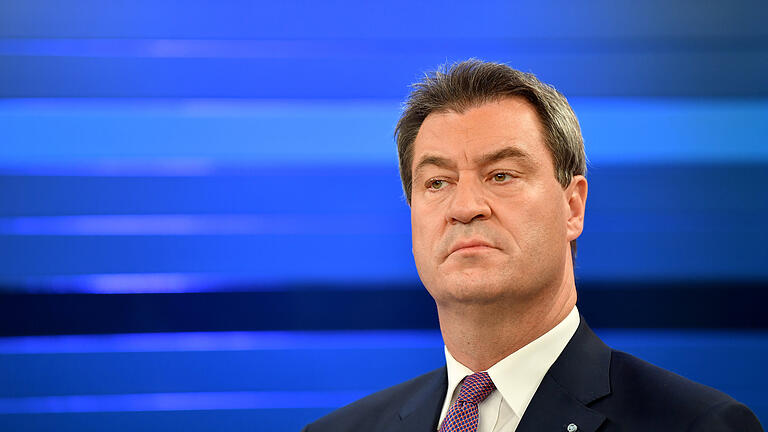 Landtagswahl Bayern - Söder beim ZDF       -  14.10.2018, München: Markus Söder (CSU), Ministerpräsident von Bayern, gibt während der Wahl ein Fernsehinterview. Foto: Lukas Barth-Tuttas / Pool/epa/dpa +++ dpa-Bildfunk +++ | Verwendung weltweit