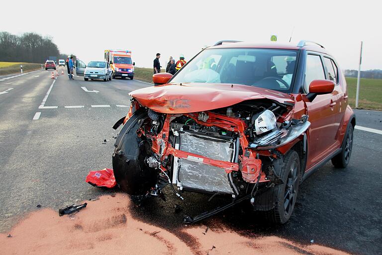 Im Februar 2019 forderte ein Unfall an der Siegendorfer Kreuzung auf der B 22 zwei Verletzte.