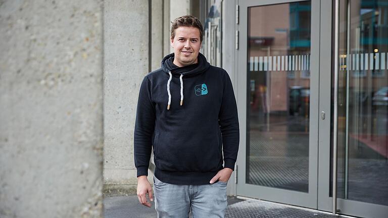 Die IT-Projektschmiede von Florian Zaschka hat ihr Büro im Würzburger Zentrum für Digitale Innovationen (ZDI). Die IT-Projektschmiede von Florian Zaschka hat ihr Büro im Würzburger Zentrum für Digitale Innovationen (ZDI).