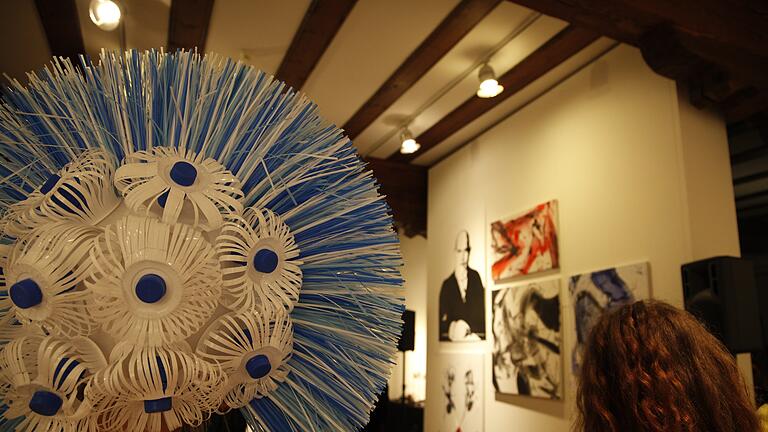 Vernissage Forum junge Kunst Halle altes Rathaus