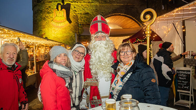 Weihnachtsmarkt auf der Trimburg am Samstag 07.12.24 bei Elfershausen.