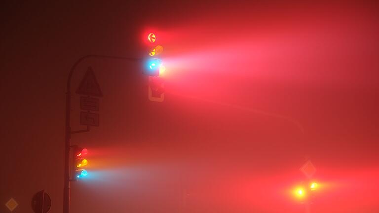 Nebel.jpeg - Die Ampel-Regierung muss künftig anders auftreten. Nebel.jpeg - Die Ampel-Regierung muss künftig anders auftreten.