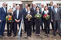 Mitarbeiterehrung bei der Volksbank Raiffeisenbank Rhön-Grabfeld (von links): Vorstandsvorsitzender Markus Merz, Heike Vay-Bauß, Tobias Herzog (Mitglied des Vorstandes), Reinhard Bauß, Michael und Margit Schneider, Winfried und Elke Seubert, Jürgen und Margot Königsberger, Michael Reif (stellvertretender Vorstandsvorsitzender) und Betriebsratsmitglied Stefan Zimmer.
