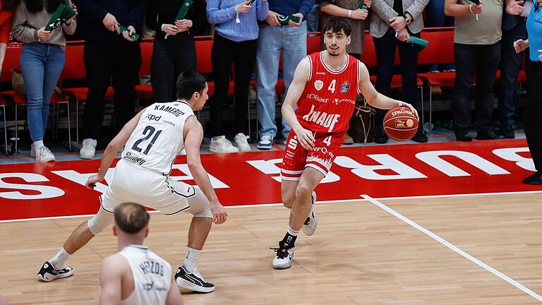 Julius Böhmer gab im Derby gegen Bamberg sein Comeback.