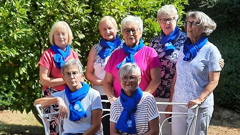 Bei der diesjährigen Jahresschlussversammlung des Katholischen Frauenbundes Wülfershausen wurde der Vorstand neu gewählt. Das neue Team stellt sich auf dem Foto vor, von links stehend: Ilse Nenninger, Schriftführerin, Hedwig Streit, 2. Vorsitzende, Ruth Koch, 1. Vorsitzende, Margarete Gude, Schatzmeisterin, Gerda Hikel, Beisitzerin; von links sitzend: Ingrid Ölhaf, Veronika Koob (beide Beisitzerinnen). Bei der diesjährigen Jahresschlussversammlung des Katholischen Frauenbundes Wülfershausen wurde der Vorstand neu gewählt. Das neue Team stellt sich auf dem Foto vor, von links stehend: Ilse Nenninger, Schriftführerin, Hedwig Streit, 2. Vorsitzende, Ruth Koch, 1. Vorsitzende, Margarete Gude, Schatzmeisterin, Gerda Hikel, Beisitzerin; von links sitzend: Ingrid Ölhaf, Veronika Koob (beide Beisitzerinnen).
