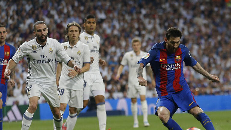 Lionel Messi       -  Superstar Lionel Messi (r) war der Matchwinner für den FC Barcelona gegen Real Madrid. Foto: Francisco Seco