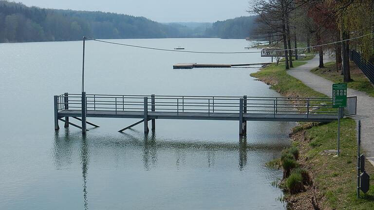 Das Nordufer wurde 2012/13 als Naherholungsanlage ausgebaut.