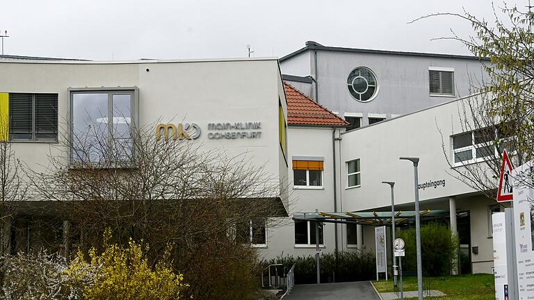 Landrat Eberth könnte sich eine engere Kooperation zwischen der Main-Klinik in Ochsenfurt und der Klinik Kitzinger Land vorstellen, um den defizitären Krankenhausbereich aufzufangen.&nbsp;&nbsp;