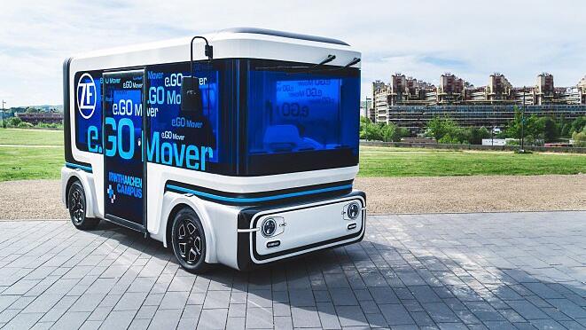 ZF findet ersten Kunden für den &bdquo;People Mover&ldquo;       -  Auf der CES in Las Vegas hat der Automobilzulieferer ZF seinen ersten Kunden für den mit dem Partner e.GO Mobile entwickelten &bdquo;People Mover&ldquo; vorgestellt.