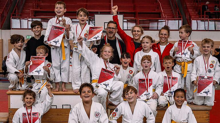 Die erfolgreichen Kinder unserer Judoabteilung.