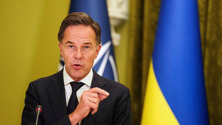 Nato-Generalsekretär Mark Rutte - Nato-Generalsekretär Mark Rutte hat zurückhaltend auf den Wunsch der Ukraine reagiert, nun sofort eine bedingungslose Einladung in das Militärbündnis zu bekommen. (Archivbild) Nato-Generalsekretär Mark Rutte - Nato-Generalsekretär Mark Rutte hat zurückhaltend auf den Wunsch der Ukraine reagiert, nun sofort eine bedingungslose Einladung in das Militärbündnis zu bekommen. (Archivbild)