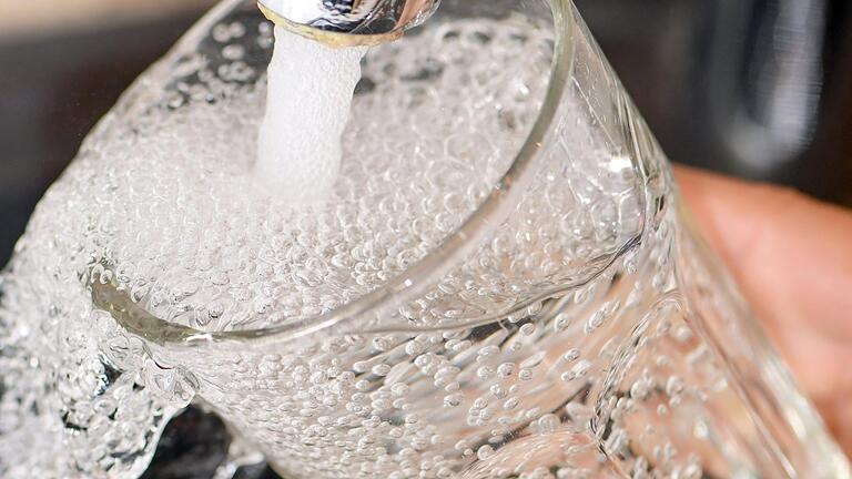 Die Zukunft der Trinkwasserversorgung beschäftigte die Himmelkroner Gemeinderäte. - Die Zukunft der Trinkwasserversorgung beschäftigte die Himmelkroner Gemeinderäte. Die Zukunft der Trinkwasserversorgung beschäftigte die Himmelkroner Gemeinderäte. - Die Zukunft der Trinkwasserversorgung beschäftigte die Himmelkroner Gemeinderäte.