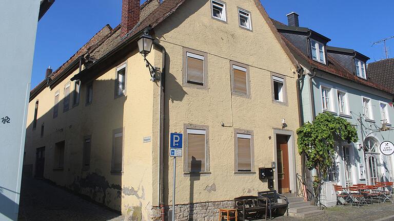 Manche alte Häuser in der Altstadt sprach die Bürgerversammlung in Prichsenstadt an.