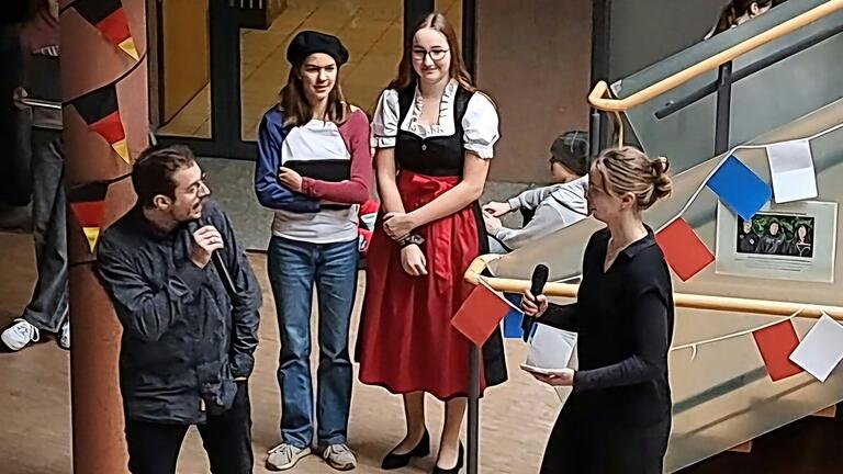 Patrick Freudenberger, Isabel Terpitz, Cara Schmeller, Elisabeth Knorr. Patrick Freudenberger, Isabel Terpitz, Cara Schmeller, Elisabeth Knorr.