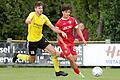 Marcel Fischer (rechts) zieht am Gegenspieler vorbei. Das Foto entstand im August 2023 in der Partie der Würzburger Kickers gegen den SV Hahnbach in der ersten Runde im Toto-Pokal auf Verbandsebene.