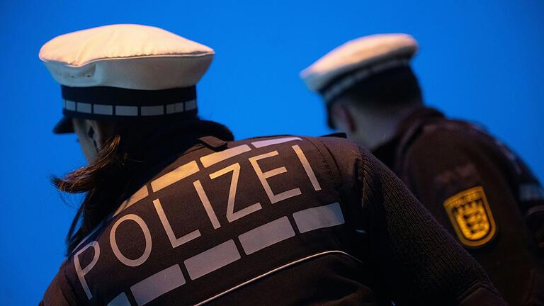 Regelmäßig legte sich ein Mann im Landkreis Kitzingen mit Polizisten an.