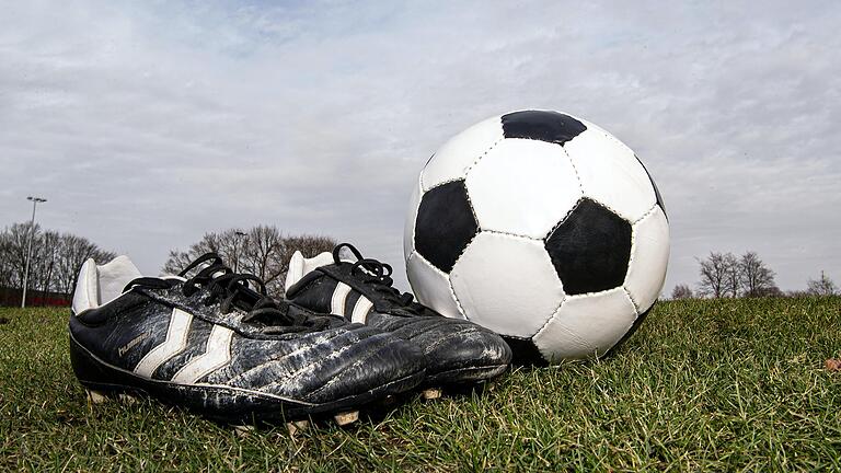 Im Fußballkreis Würzburg beginnt der Spielbetrieb am letzten Juli-Wochenende. Im Fußballkreis Würzburg beginnt der Spielbetrieb am letzten Juli-Wochenende.