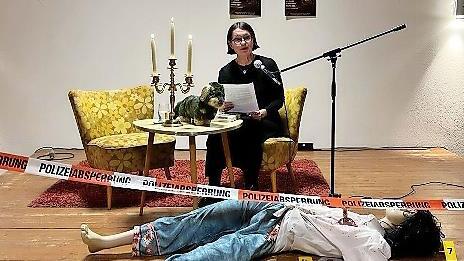 Ein Literarischer Krimiabend fand in der Katholischen Öffentlichen Bücherei (KÖB) Ramsthal statt. - Ein Literarischer Krimiabend fand in der Katholischen Öffentlichen Bücherei (KÖB) Ramsthal statt. Ein Literarischer Krimiabend fand in der Katholischen Öffentlichen Bücherei (KÖB) Ramsthal statt. - Ein Literarischer Krimiabend fand in der Katholischen Öffentlichen Bücherei (KÖB) Ramsthal statt.