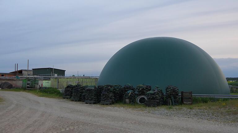 Die Biogasanlage in Gädheim versorgt derzeit 13 Haushalte mit Nahwärme. Um weiteren Dorfbewohnern diese Versorgungsmöglichkeit zu bieten, wird demnächst eine Informationsveranstaltung der Gemeinde für Interessenten stattfinden.