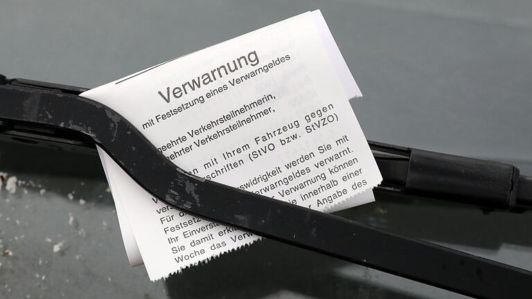 32.395 Knöllchen hat das städtische Ordnungsamt im Jahr 2023 verteilt, hauptsächlich wegen Parkverstößen.