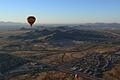 Aus dem Heißluftballon hat man einen grandiosen Blick über die Wüstenlandschaft.