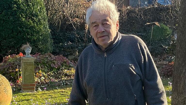 Wolfgang Appel in Obernbreit hat sich in 45 Jahren mit seinem Garten ein kleines Paradies geschaffen. Wolfgang Appel in Obernbreit hat sich in 45 Jahren mit seinem Garten ein kleines Paradies geschaffen.