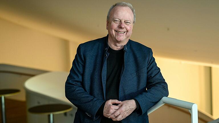 Georg Rootering: 'Es gilt, zwei Gefäße miteinander zu vergleichen - das Gefäß des Angebots für das Publikum und das Gefäß der vorhandenen Produktionszeiten.' Georg Rootering: 'Es gilt, zwei Gefäße miteinander zu vergleichen - das Gefäß des Angebots für das Publikum und das Gefäß der vorhandenen Produktionszeiten.'