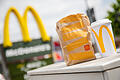 McDonalds Hochzeit Catering Heiraten.jpg       -  Der Fast-Food-Konzern McDonald's hat für seine Kunden ein neues Highlight parat: Ein Hochzeits-Catering.