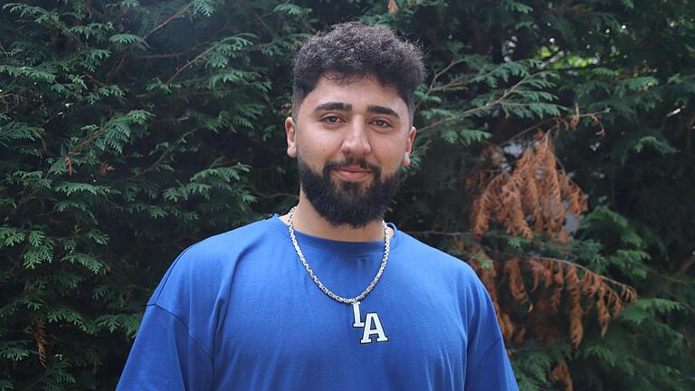 Foto: Konstantina Georgiou | Memoli Tekin, 23 Jahre alt Foto: Konstantina Georgiou | Memoli Tekin, 23 Jahre alt