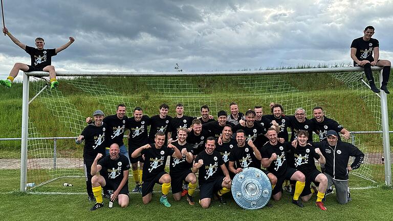 Die SG Sulzfeld/Merkershausen ist Meister der A-Klasse Rhön 2. Die SG Sulzfeld/Merkershausen ist Meister der A-Klasse Rhön 2.