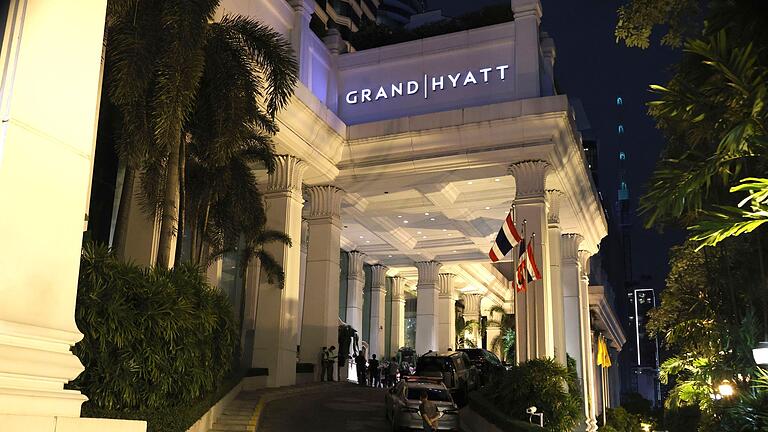 Tote in Luxushotel in Bangkok       -  Das Hotel liegt mitten im Zentrum der Glitzermetropole.
